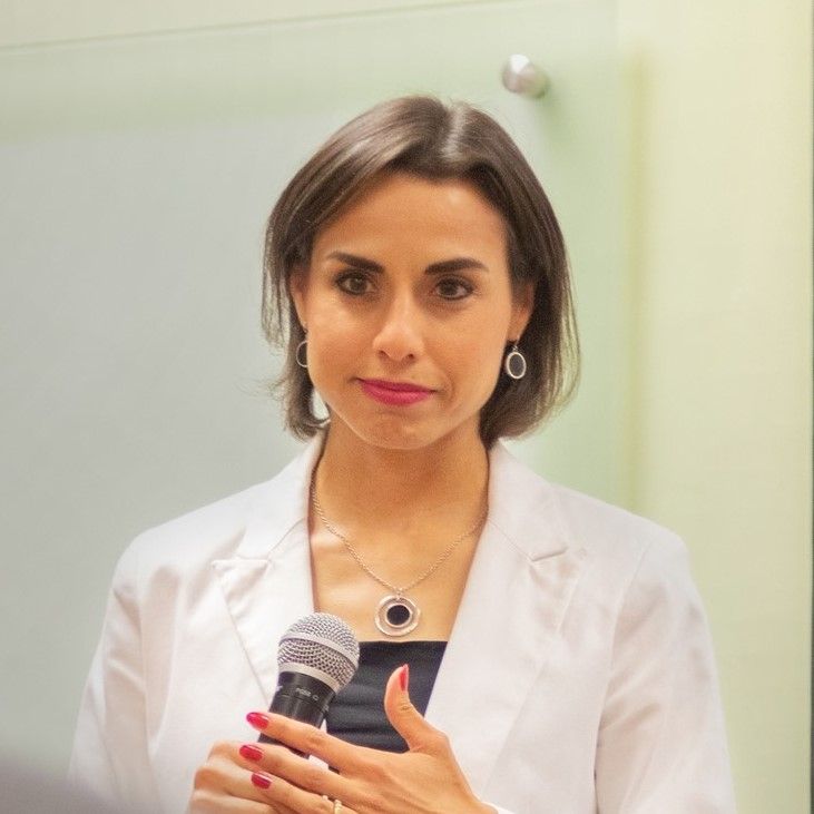 Fátima Aguirre Consultora's icon