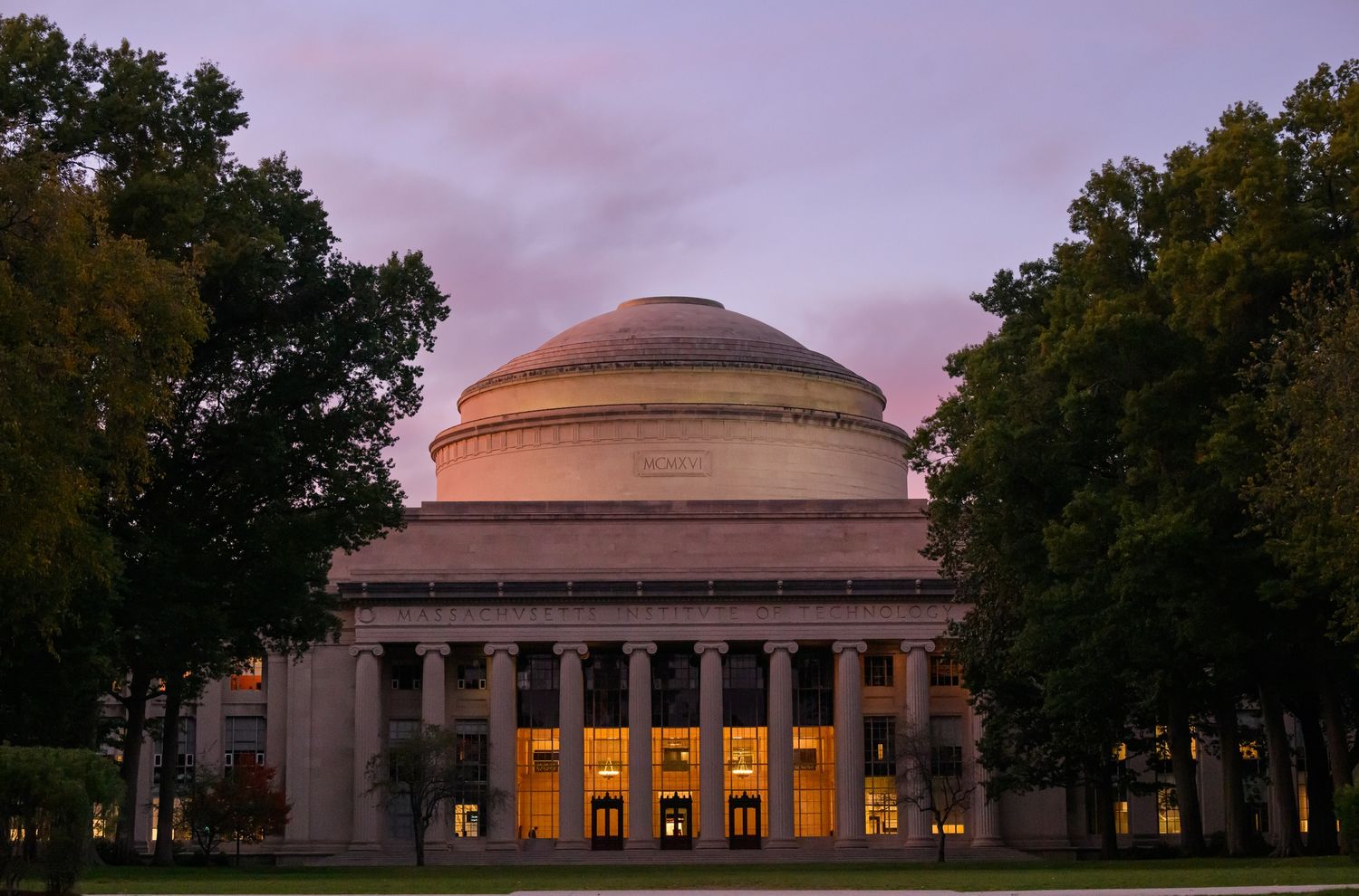 Massachusetts Institute of Technology - Men's Wrestling campus