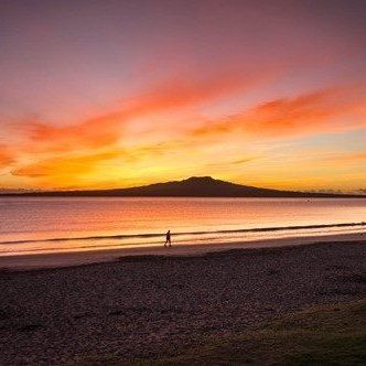 Planet FM 104.6 | Auckland's icon