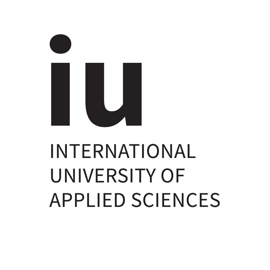 IU Internationale Hochschule logo