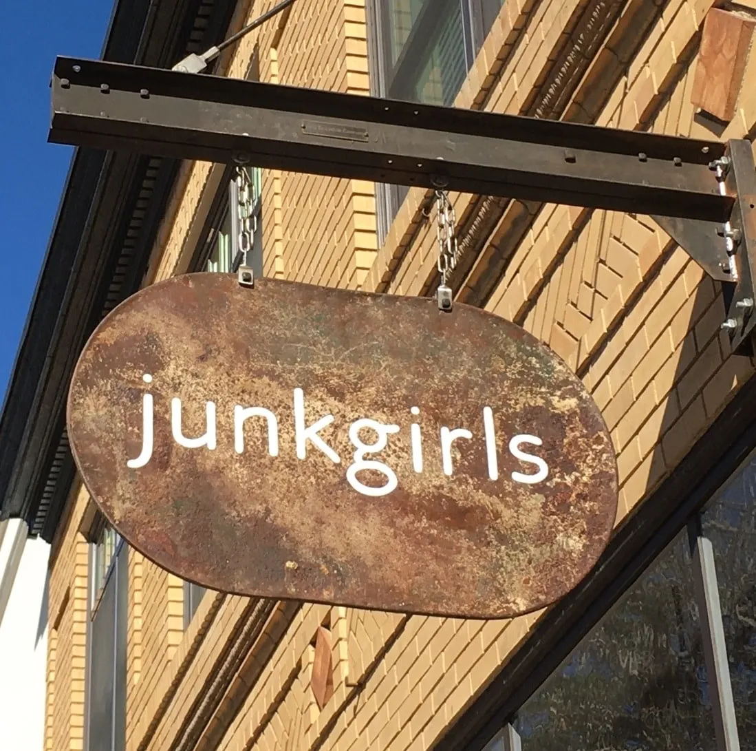 Junkgirls