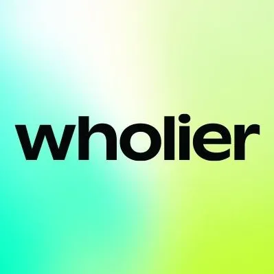 livewholier.com logo