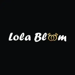 Lola Bloom