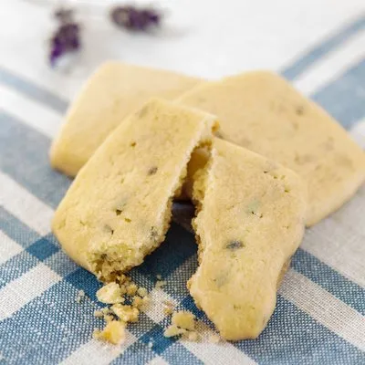 Meg Rivers Bakers of Happiness