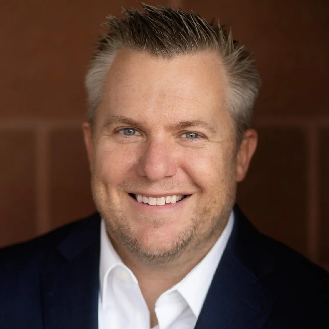 Monarch Commercial Capital logo