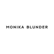 Monikablunderbeauty.com Logo