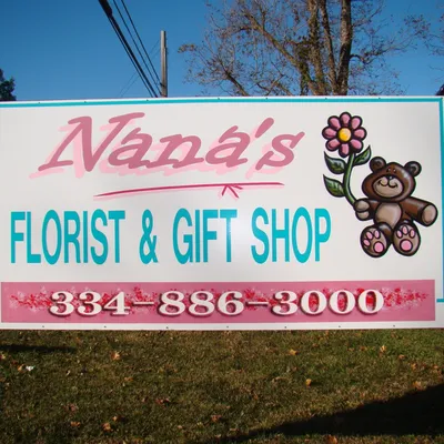 Nanas Florist and Gifts logo