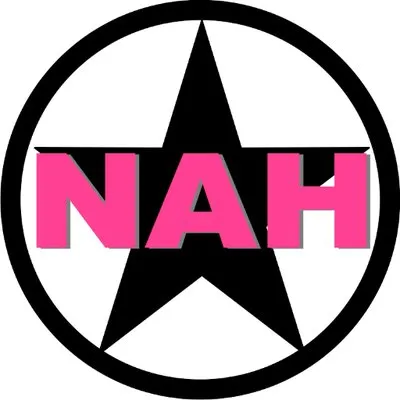 Courtney Smith logo