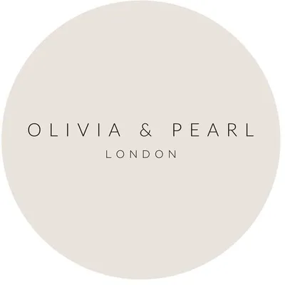 Olivia & Pearl
