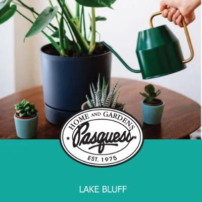 Pasquesi Home & Gardens (pet supply retailer)