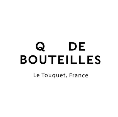 Q de bouteilles logo