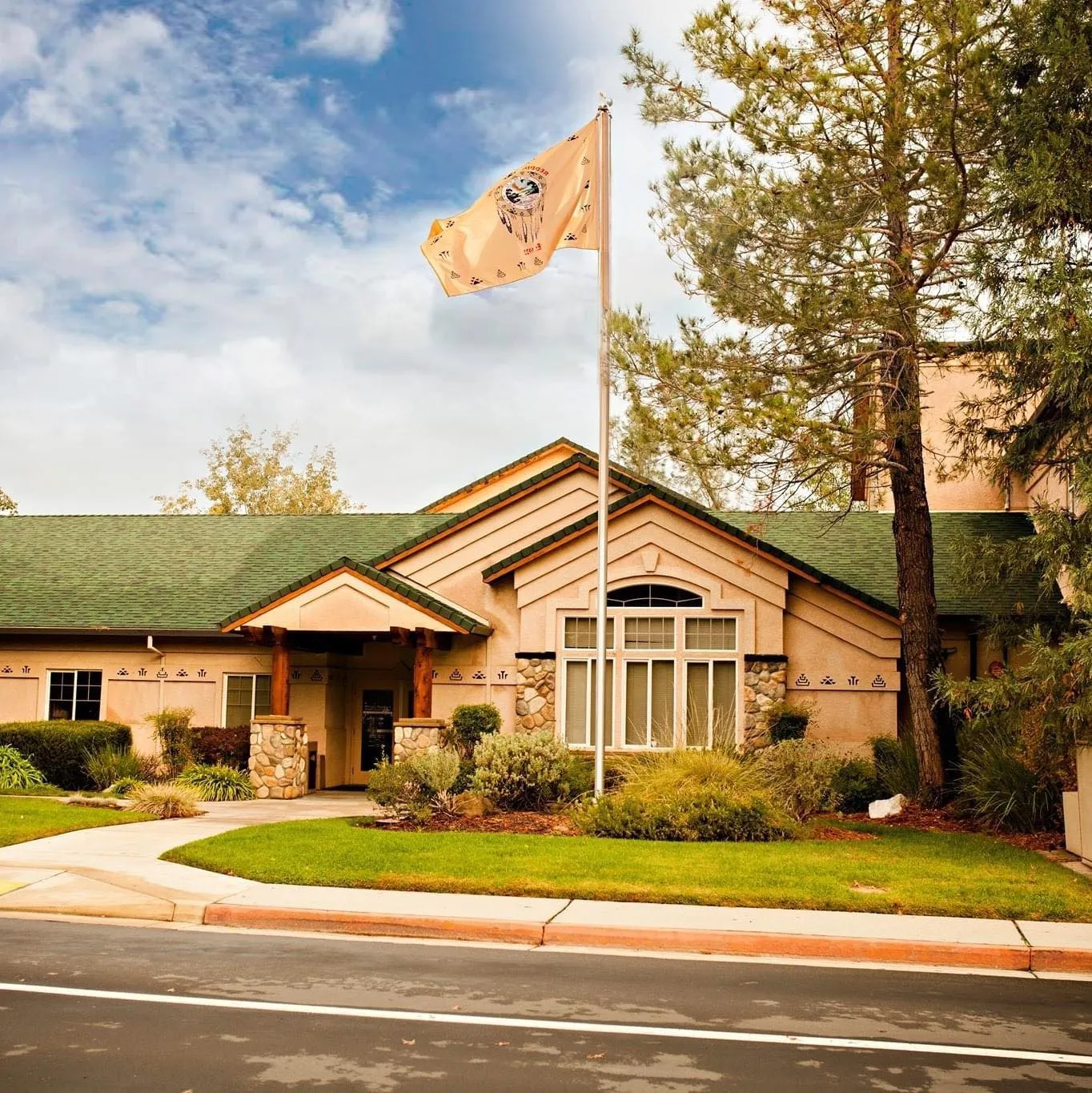 Redding Rancheria logo