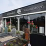 Logo Veluwehof Natuursteen BV