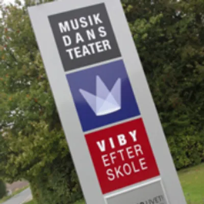 Viby Efterskole logo